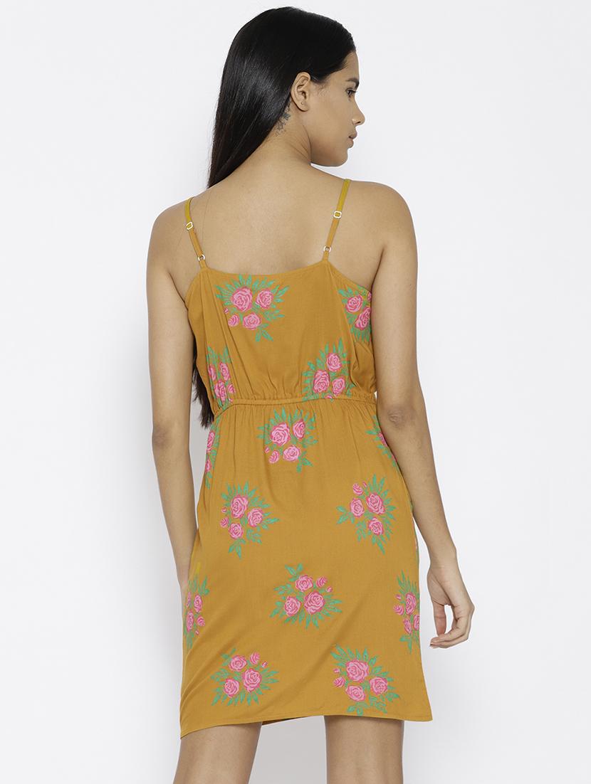 front twist strap printed dress - 15670193 - Standard Image - 2
