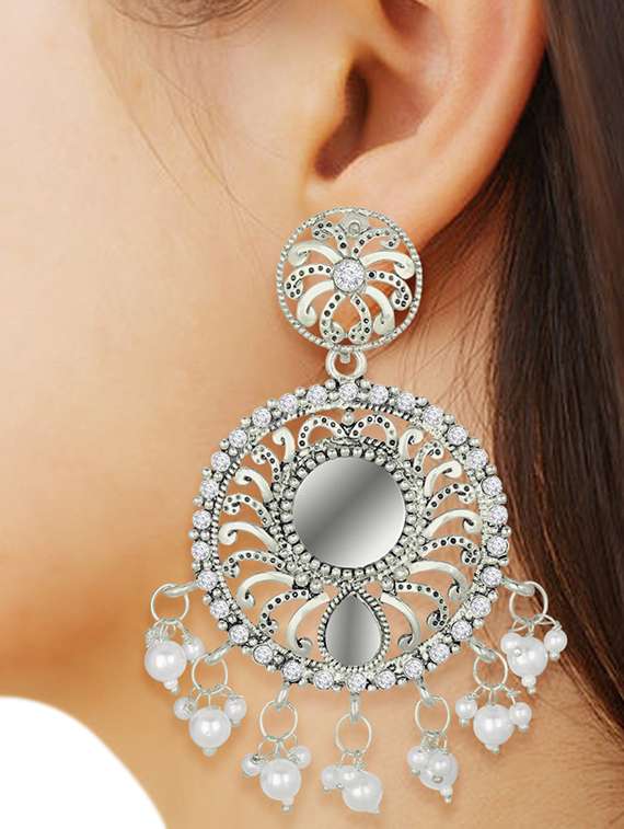 silver metal drop earring