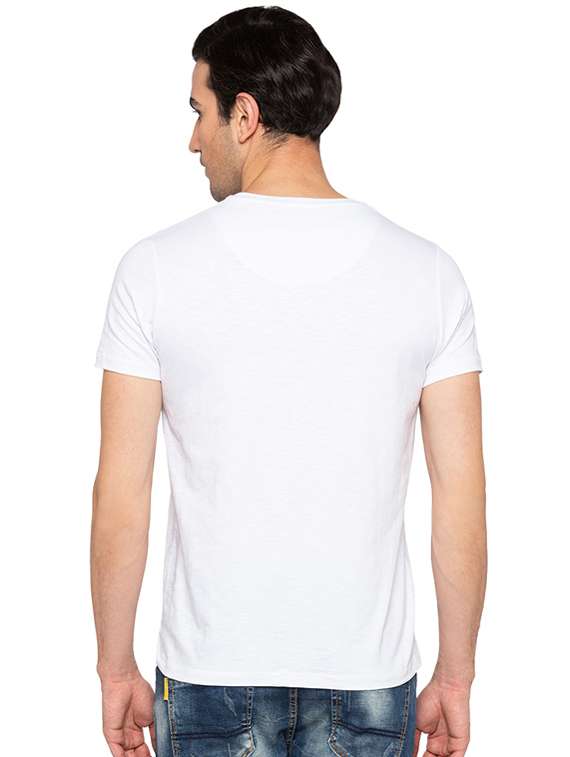 white cotton chest print t-shirt - 15691646 -  Standard Image - 2