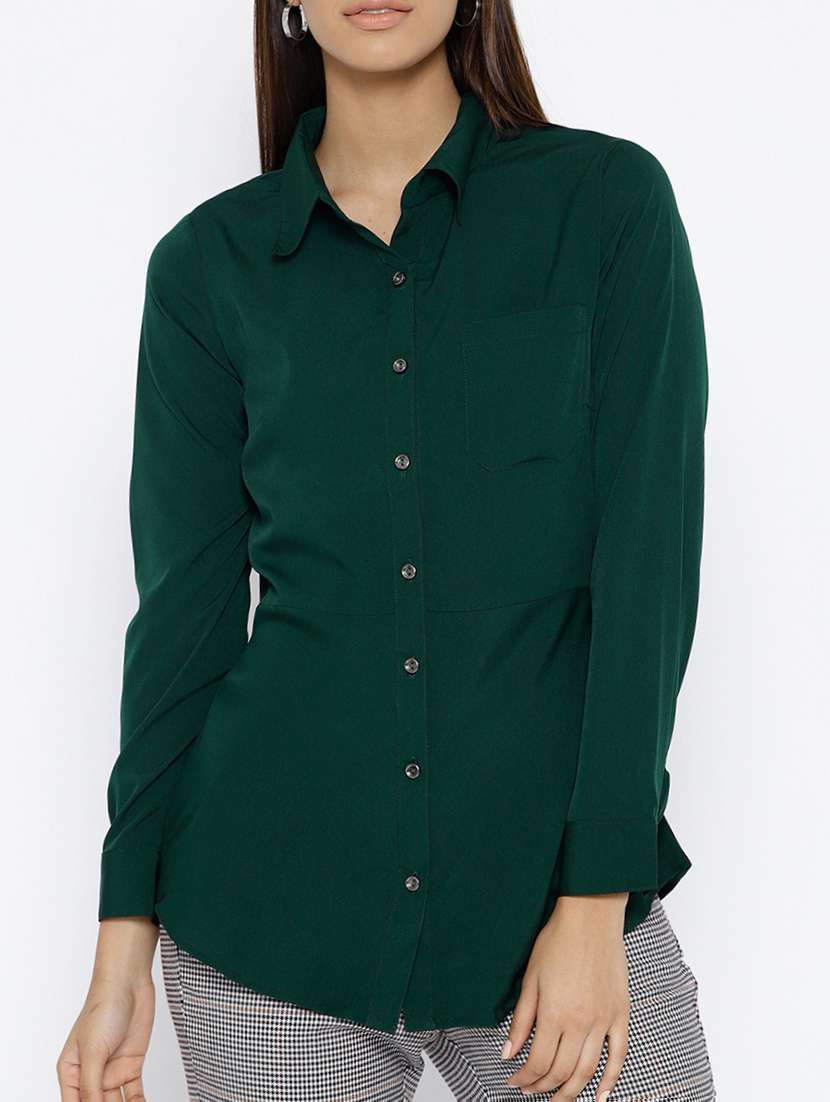 pocket patch curved hem shirt