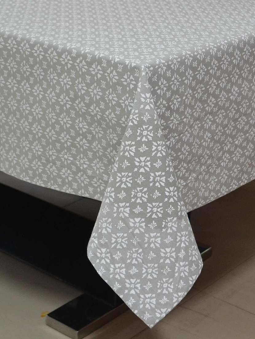 printed table cover - 15713985 -  Standard Image - 2