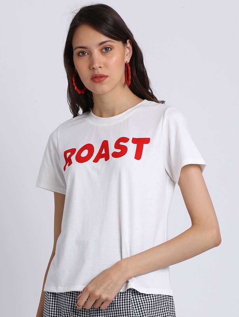 women's chest print crew neck t-shirt