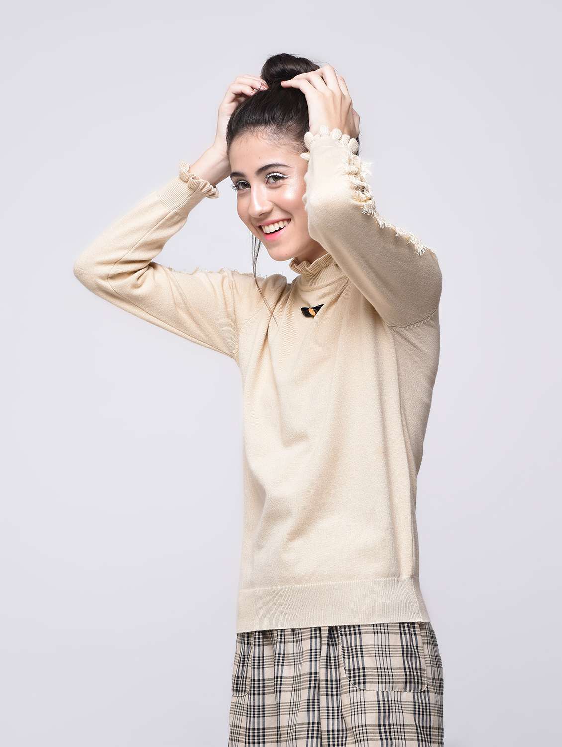 turtle neck lace detail pullover