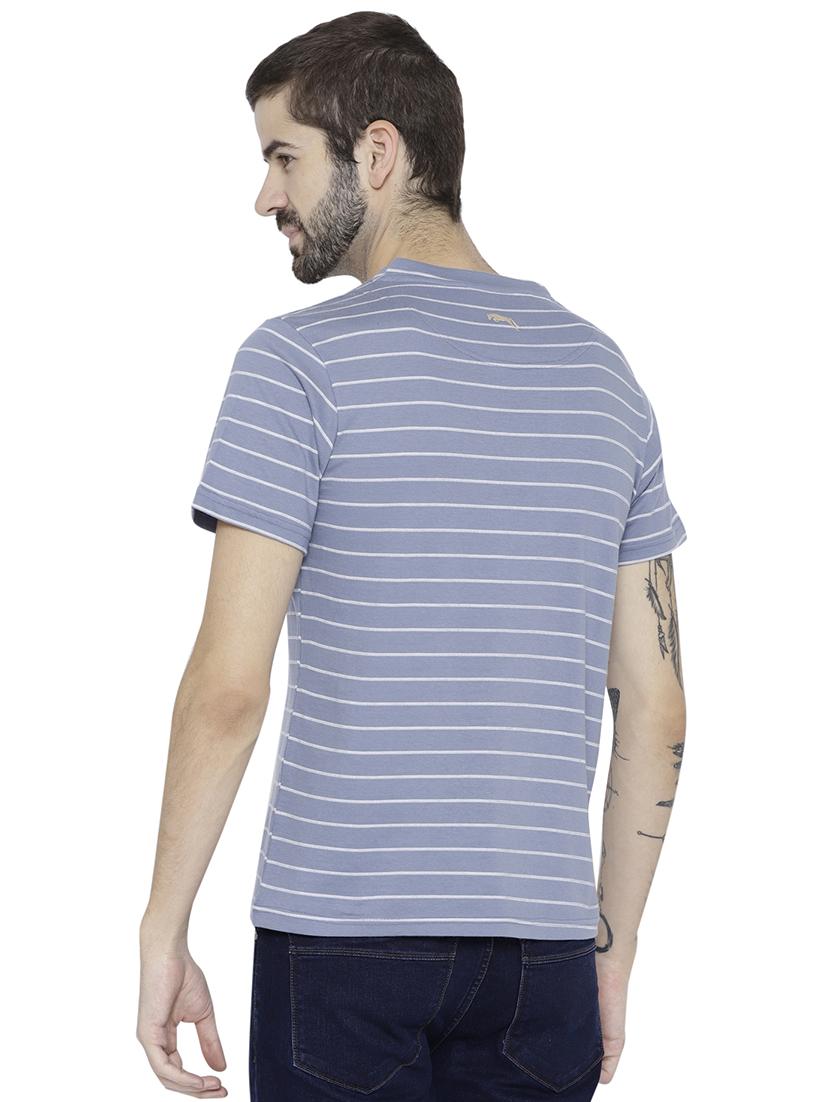blue striped t-shirt - 15747891 - Standard Image - 2