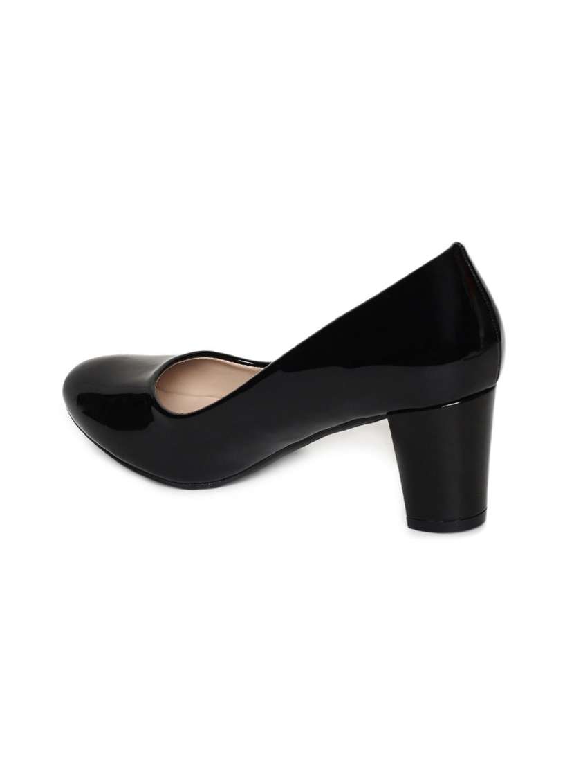 black slip on pumps - 15748314 -  Standard Image - 2