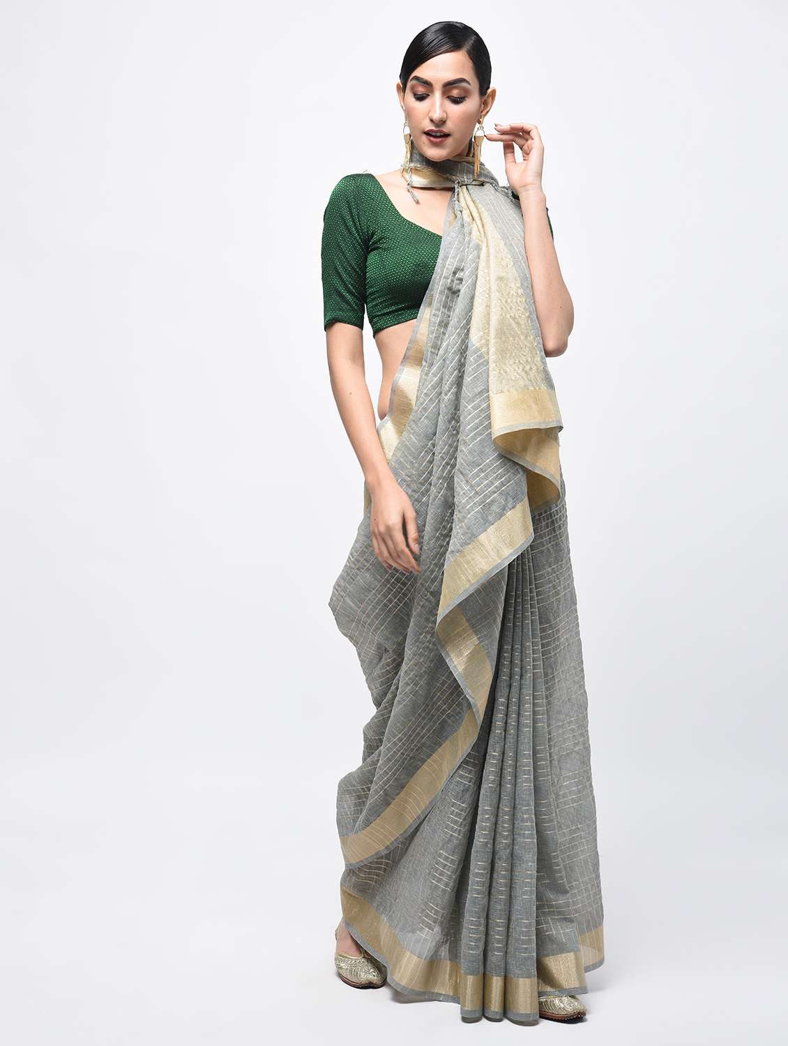 zari checked handloom saree with blouse