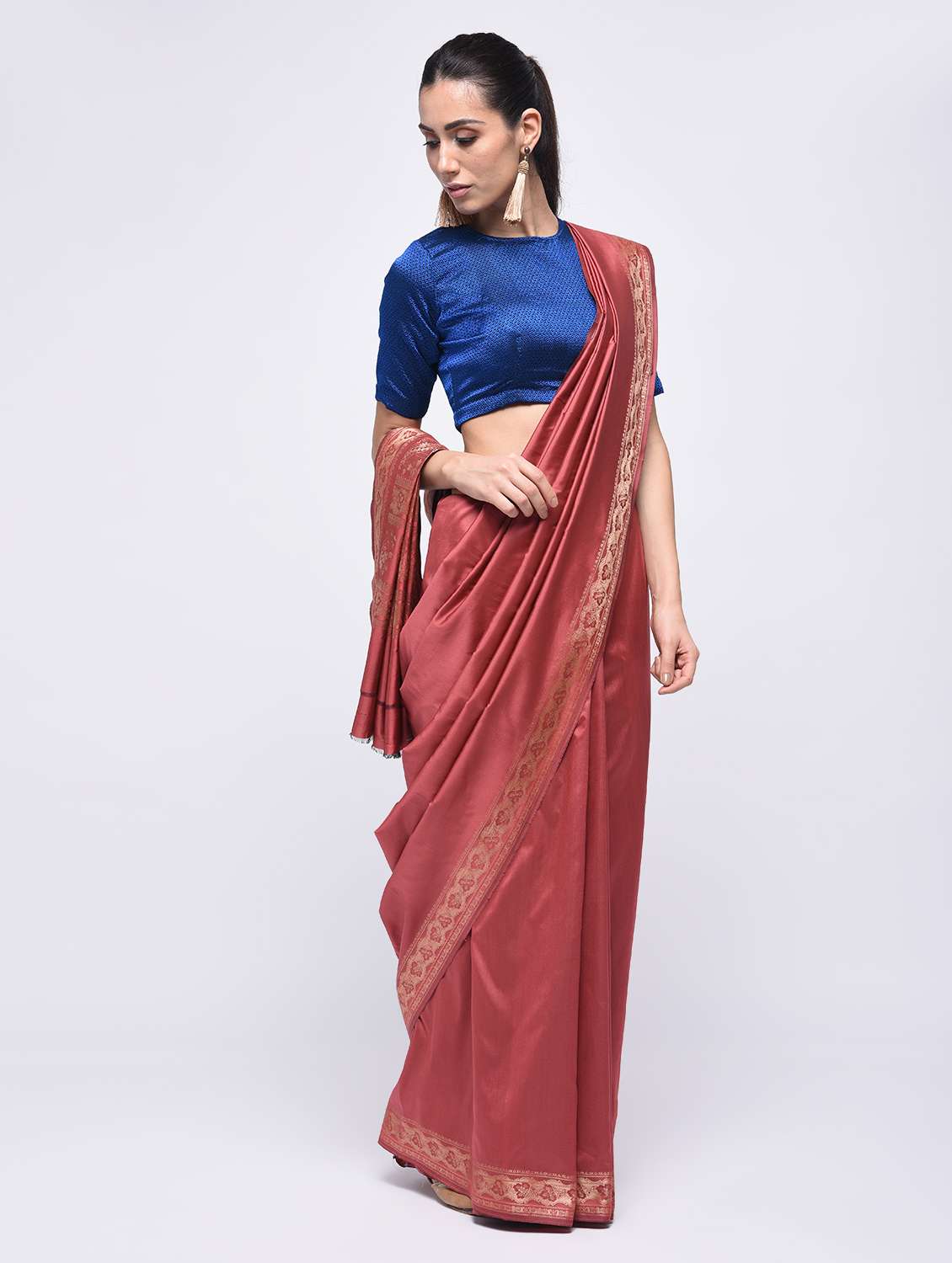 self design border solid saree with blouse