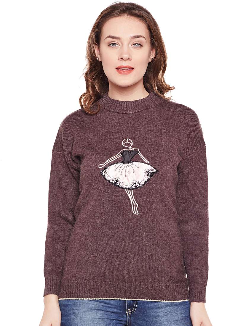 embroidered drop shoulder sleeved pullover