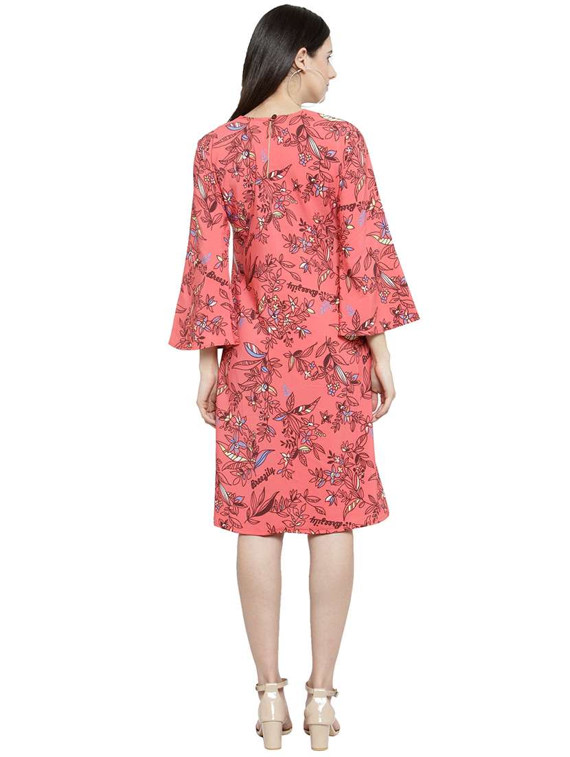 women's  floral dress - 15840770 -  Standard Image - 2