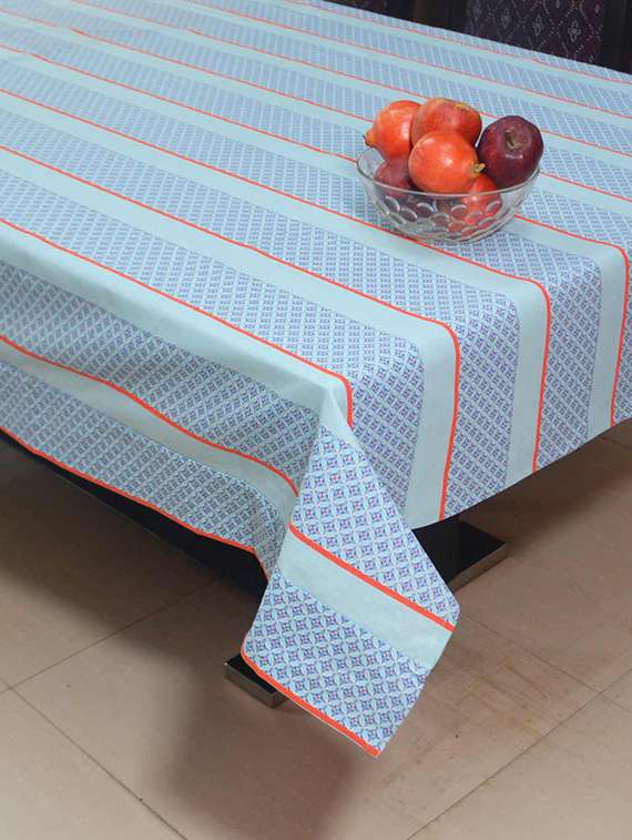 printed 8 seater table cover