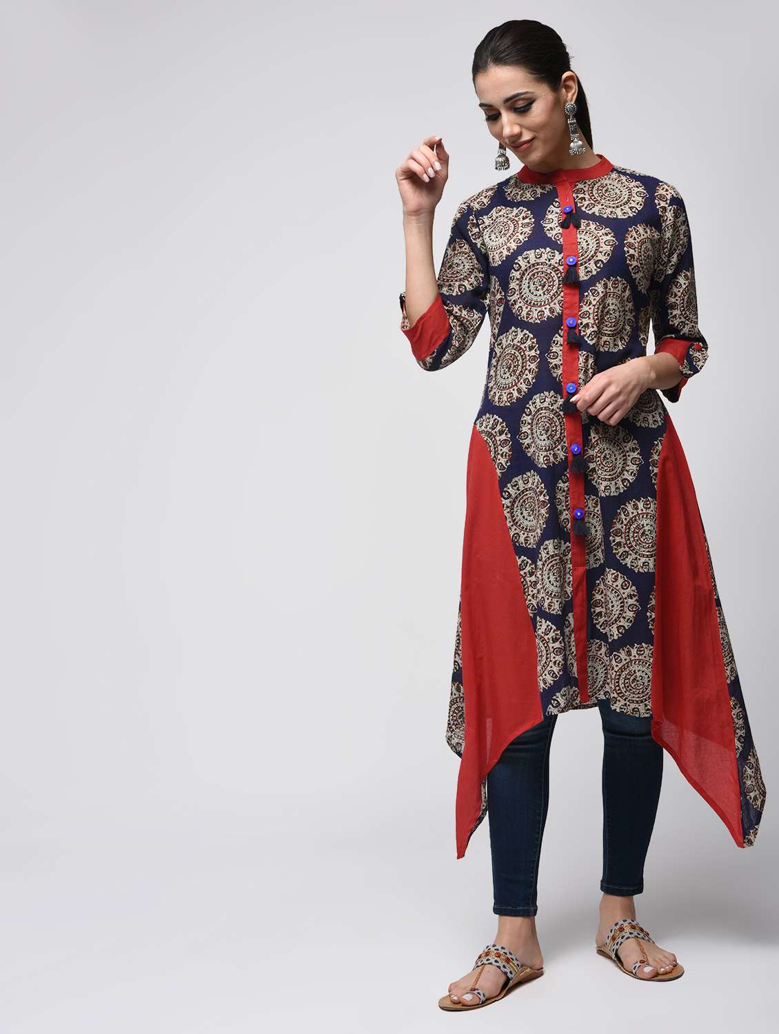 printed asymmetric kurta with tassels