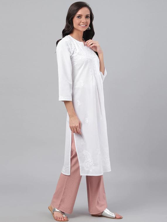 white long women chikankari cotton kurta - 15858684 - Standard Image - 2