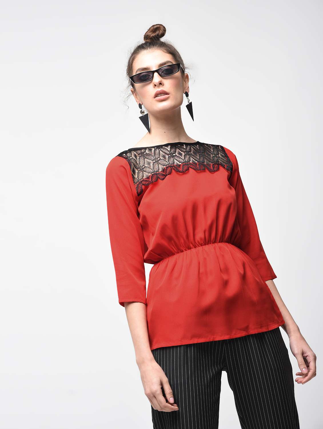 women's straight boat neck top