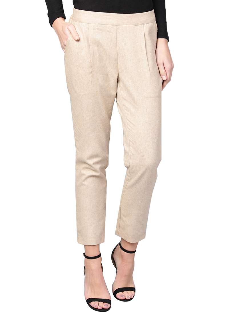 pocket detail pleated trouser