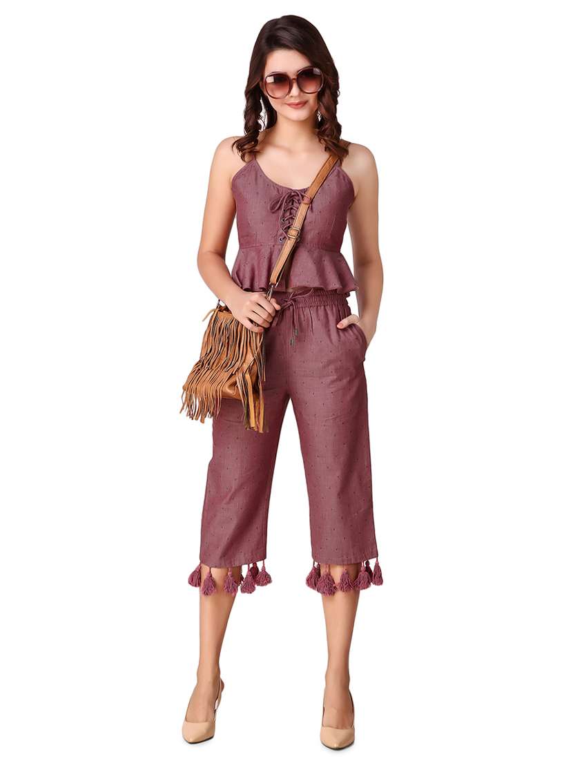 lace-up top & tasseled culotte set