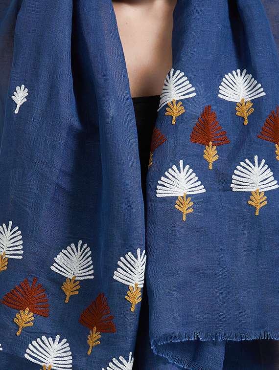 women's embroidered stole - 15915972 - Standard Image - 2