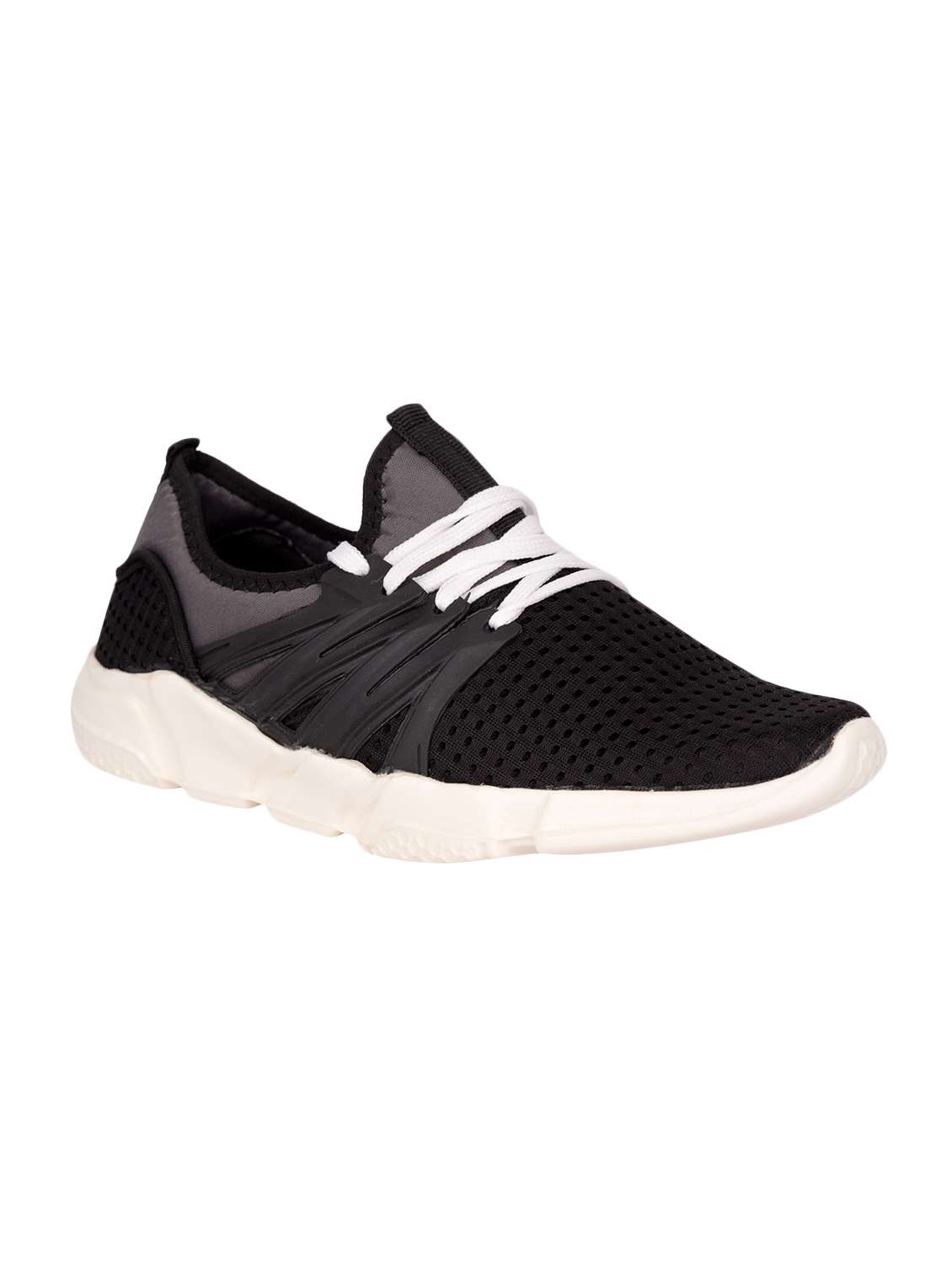 black mesh sport shoes