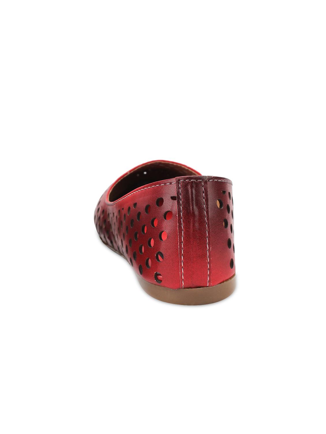 maroon slip on jutis - 15967691 - Standard Image - 2