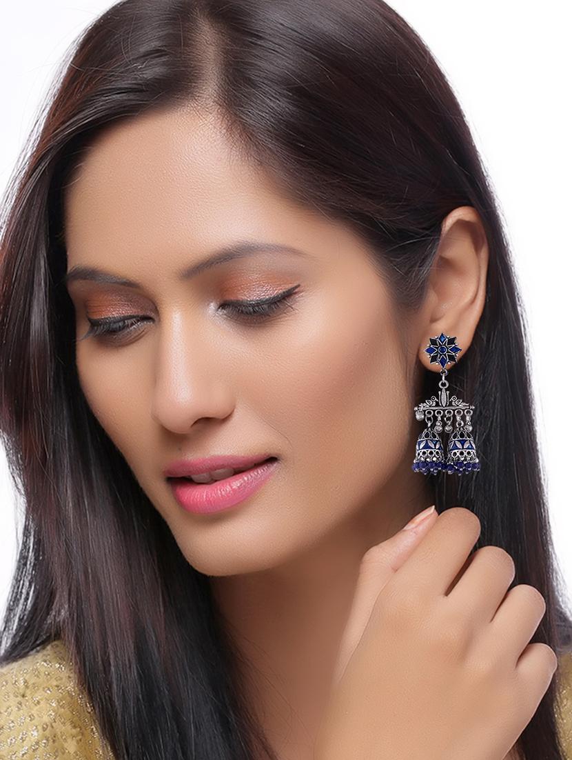silver metal jhumka earring - 15997098 - Standard Image - 2