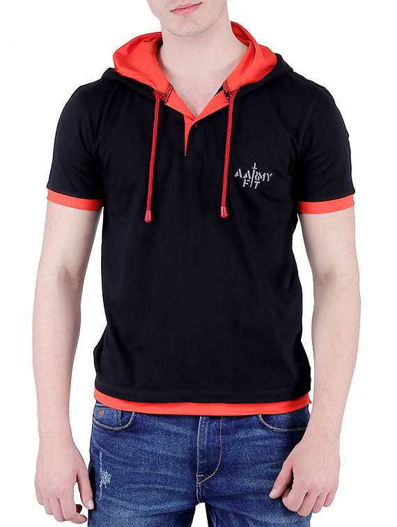 black solid hooded t-shirt