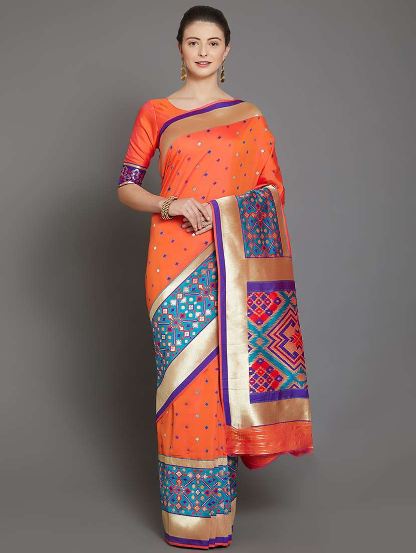 contrast zari border banarasi saree with blouse