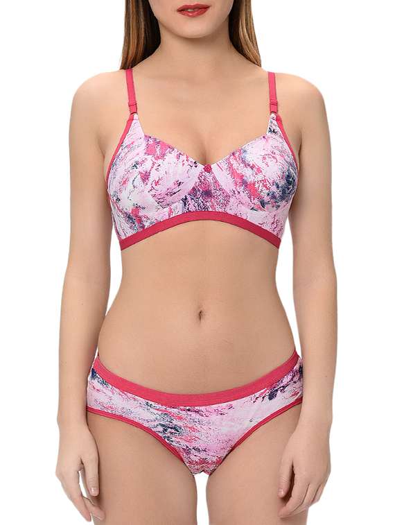 piping detail bra and panty set