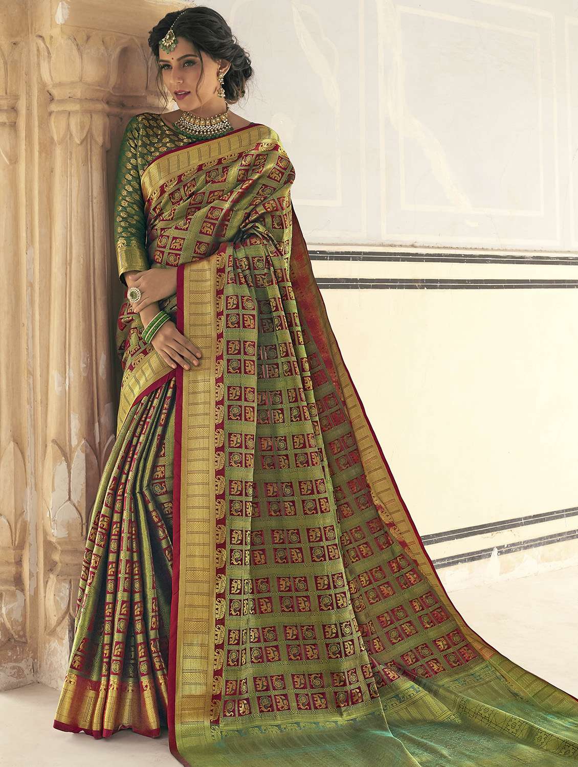 conversational zari motif banarasi saree with blouse