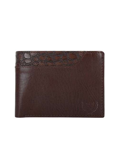 brown leather wallet - 16184844 -  Standard Image - 0