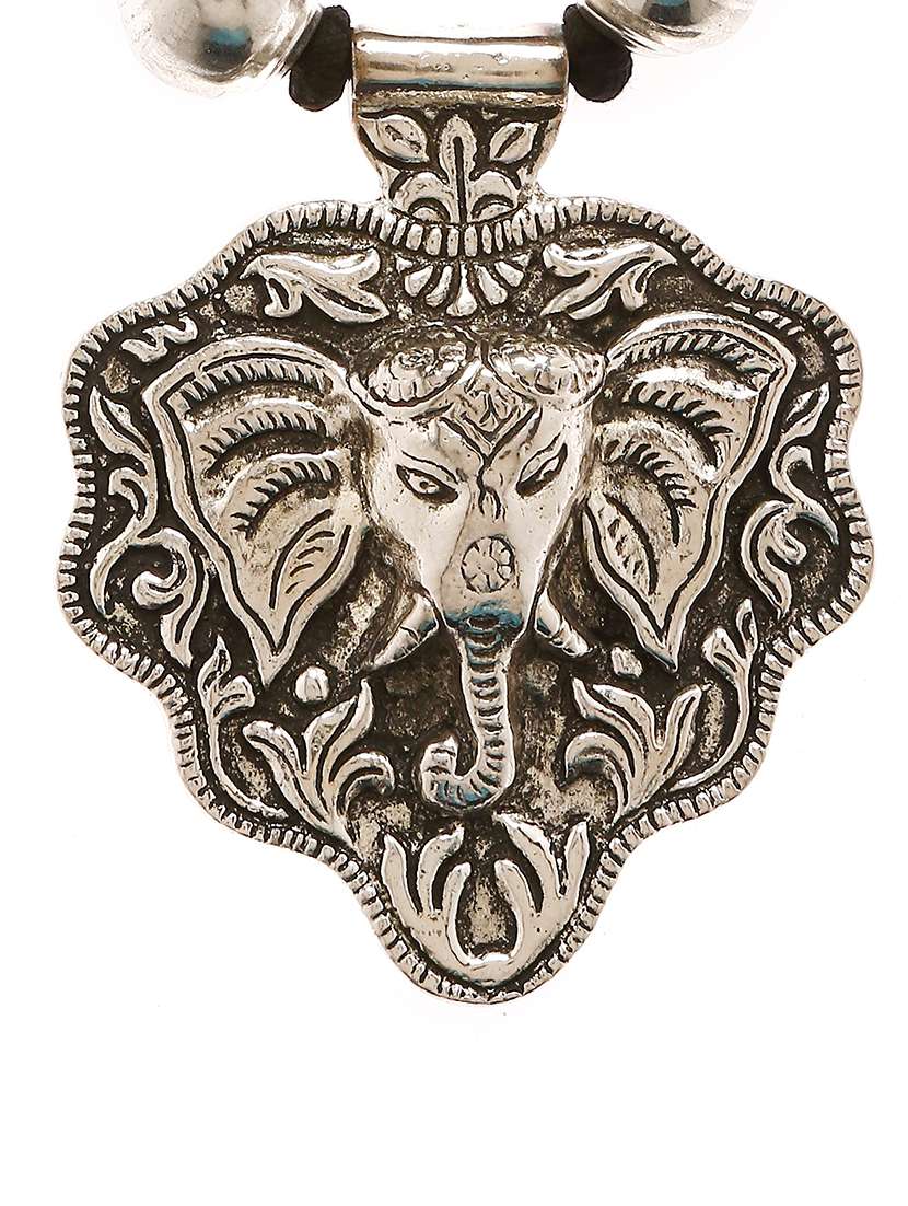 women ethnic daily wear designer necklace - 16234676 - Standard Image - 2