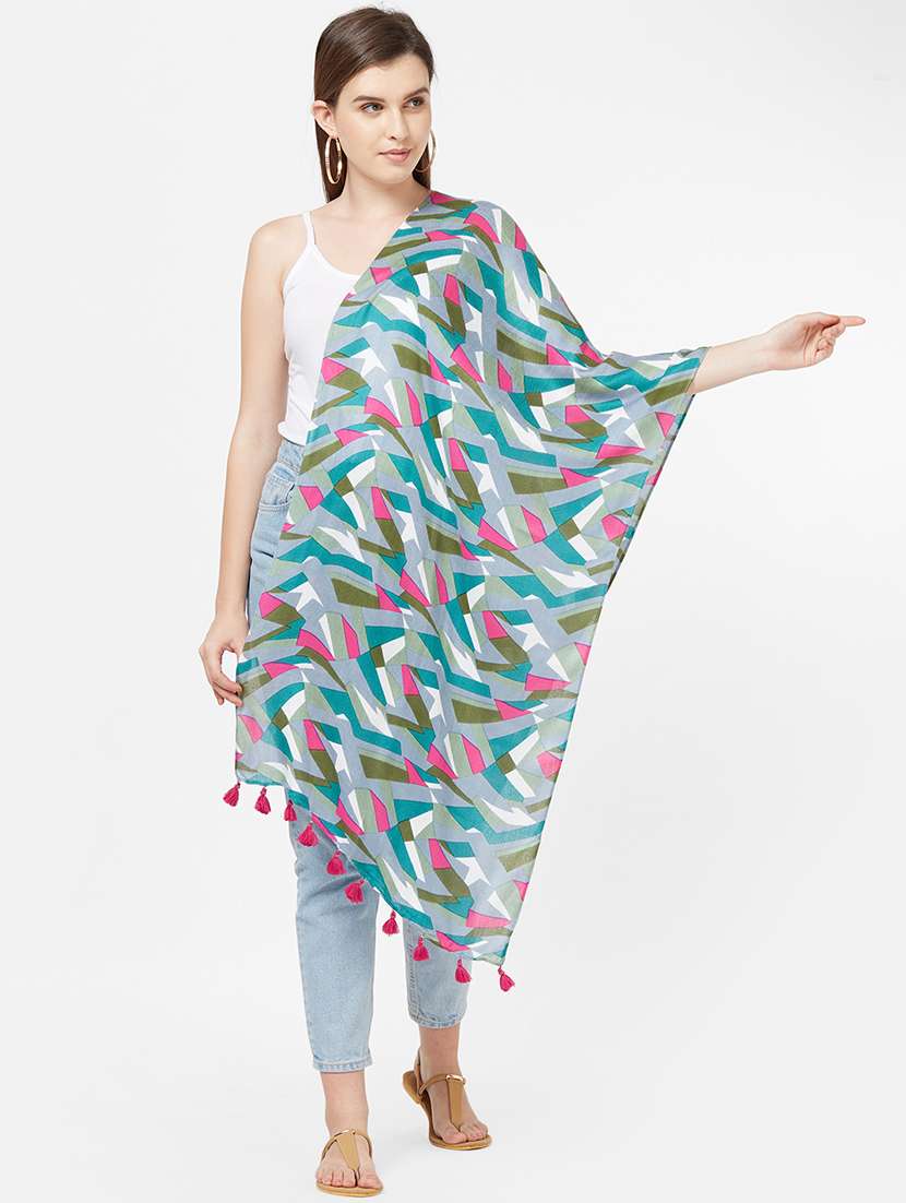 women's geometric print stole