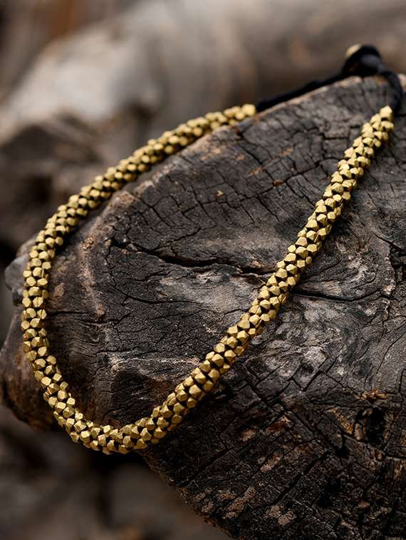 gold  short necklace