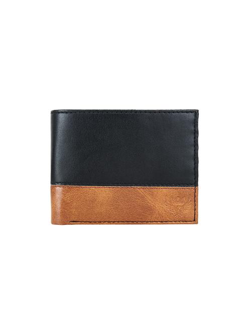 black leather wallet - 16267733 -  Standard Image - 0