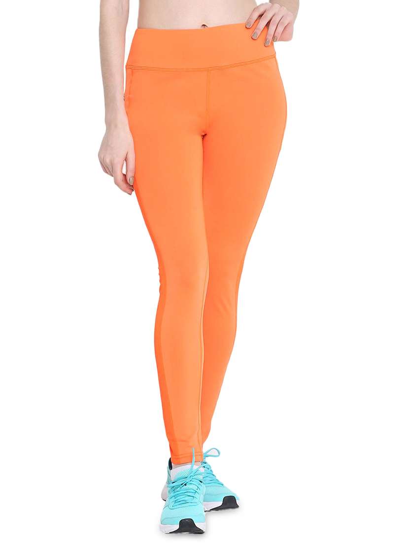 stitch detail high rise yoga pant