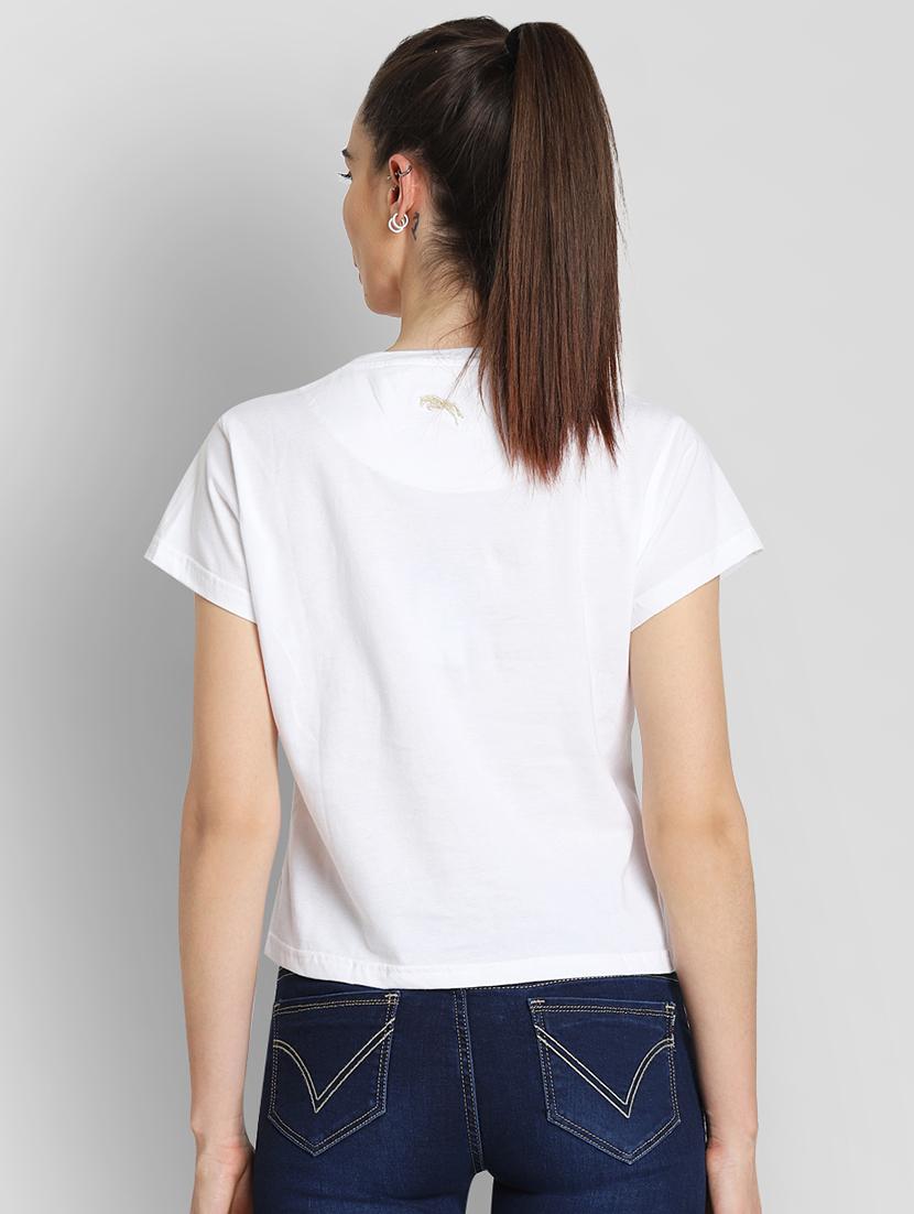 embroidered detail crop tee - 16322044 - Standard Image - 2