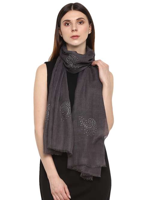 grey polyester stole - 16335847 -  Standard Image - 0