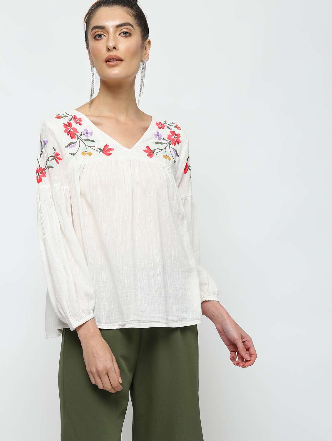 floral embroidered top 