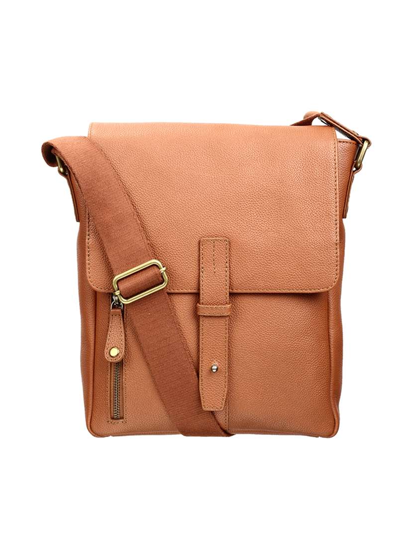 tan leather regular messengerbag