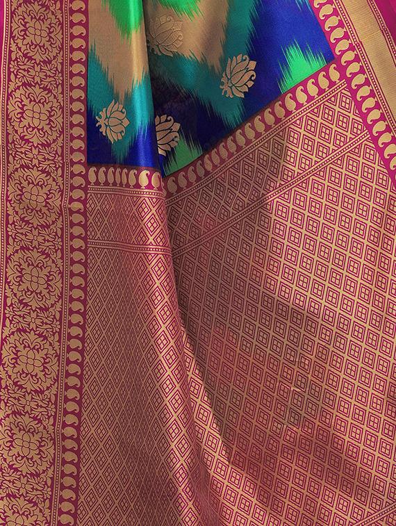 ikat printed saree with blouse - 16460040 - Standard Image - 2