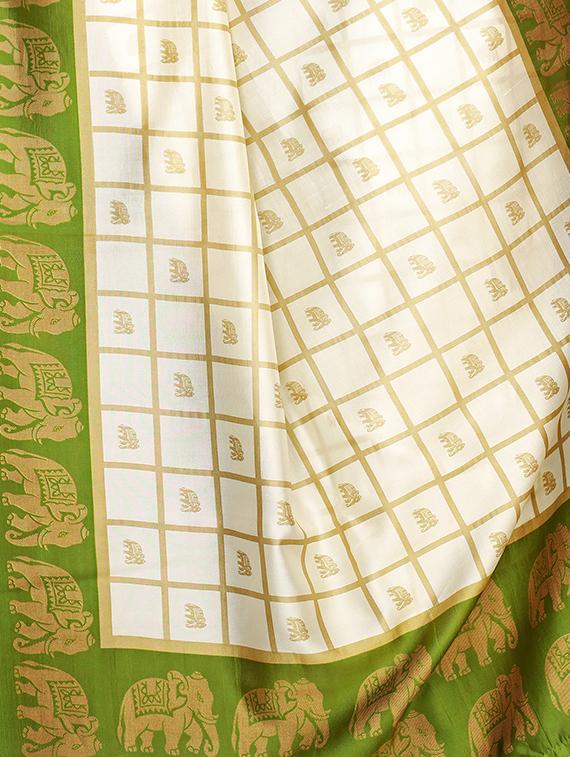 checkered printed saree with blouse - 16460132 - Standard Image - 2