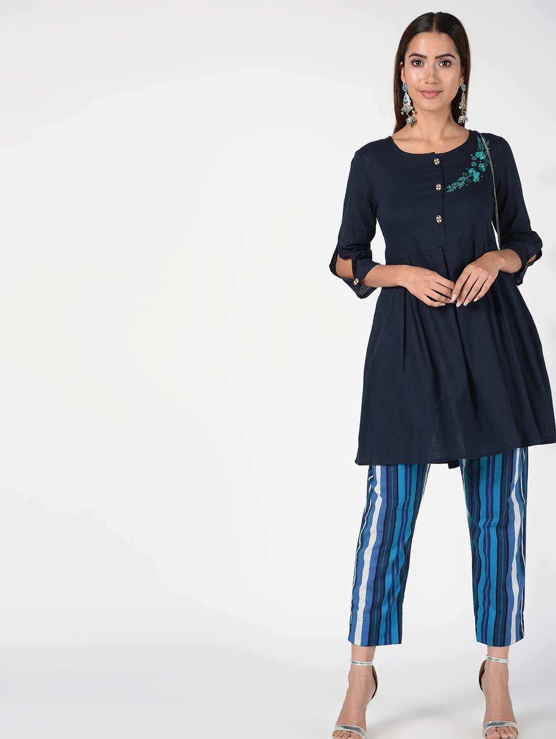 embroidered top pants set