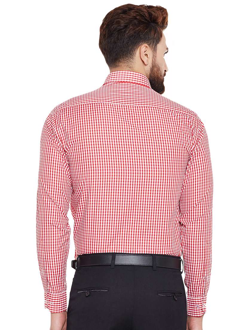 red checkered formal shirt - 16552857 -  Standard Image - 2