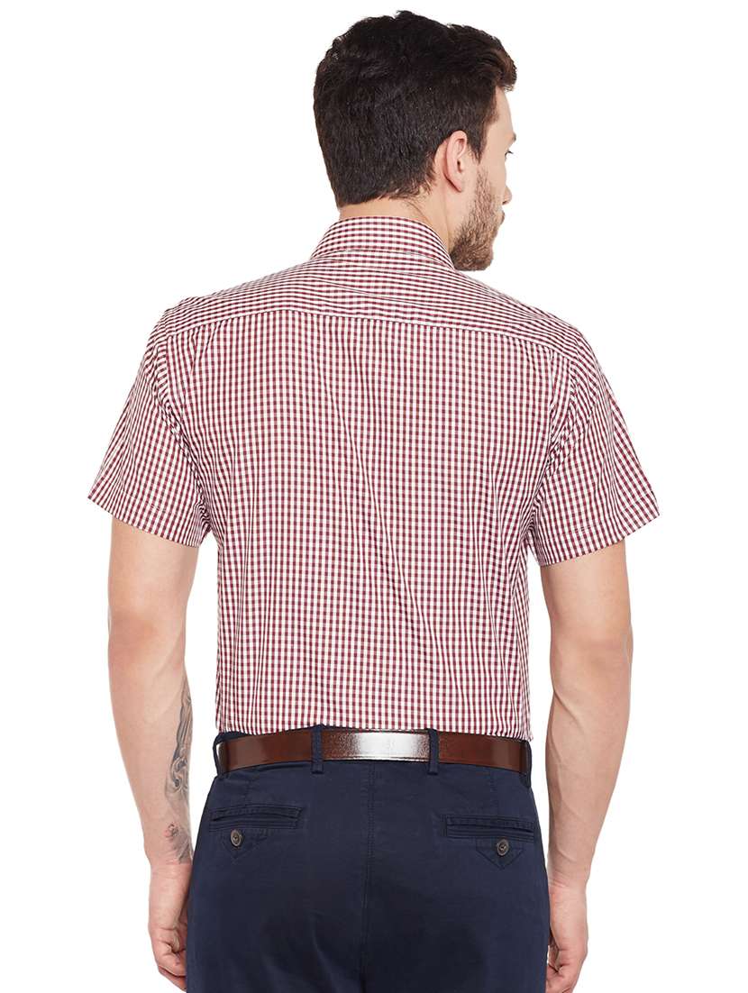 red checkered formal shirt - 16552860 -  Standard Image - 2