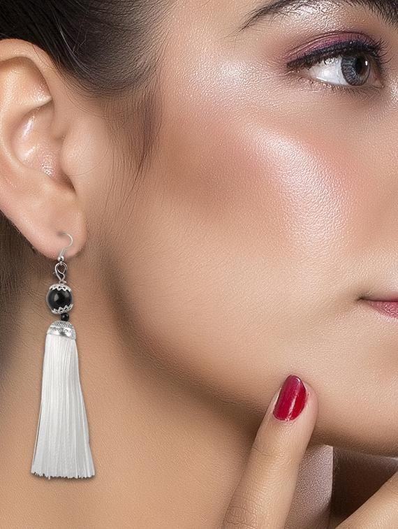 white metal drop earring - 16585769 - Standard Image - 2