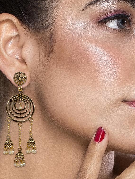 gold metal drop earring - 16596822 - Standard Image - 2