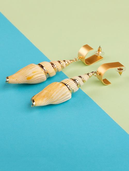 gold metal drop earring - 16597029 -  Standard Image - 0
