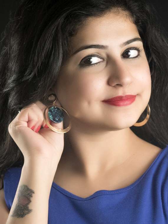 green gold plated drop earring - 16607250 -  Standard Image - 2