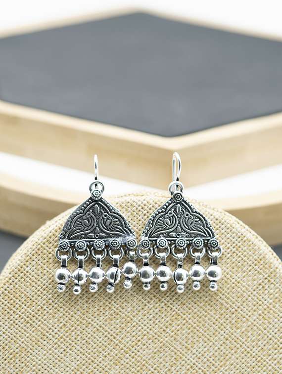 silver plated drop earring