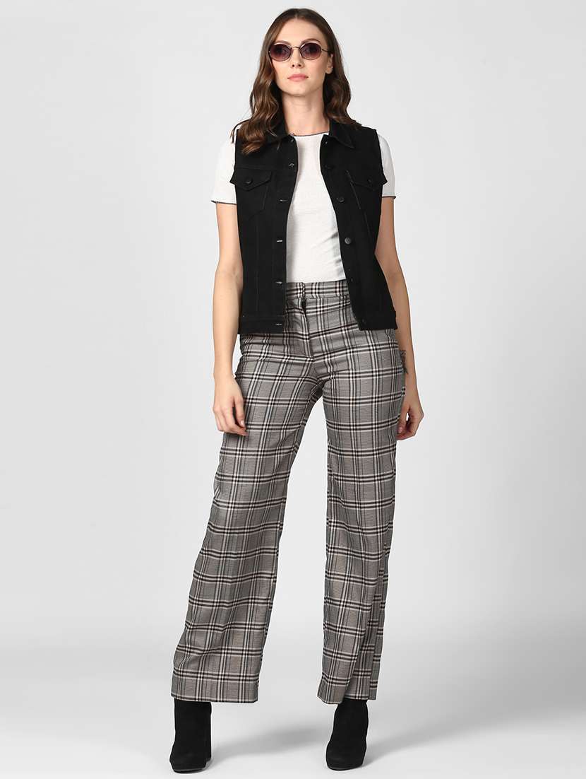 pocket patch solid denim jacket