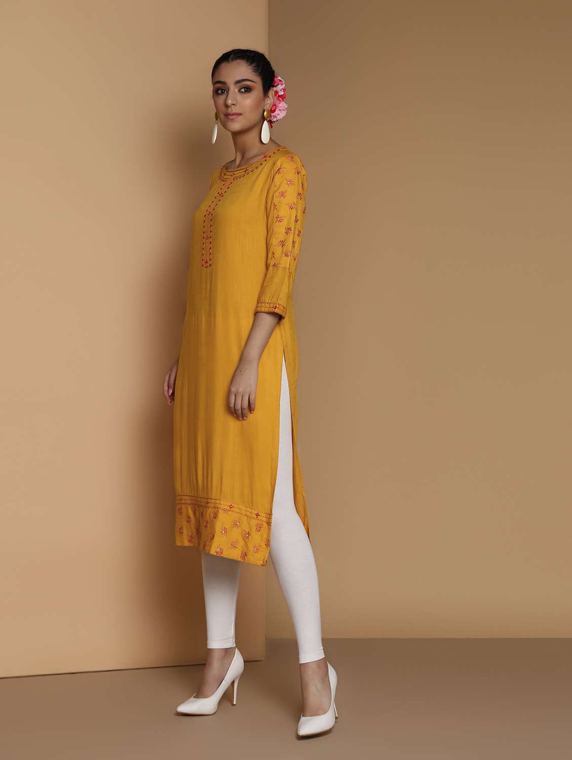 embroidered straight kurta