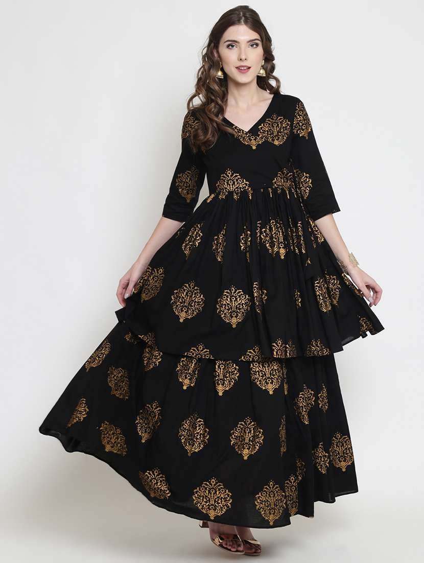 women black foil print kurta skirt set